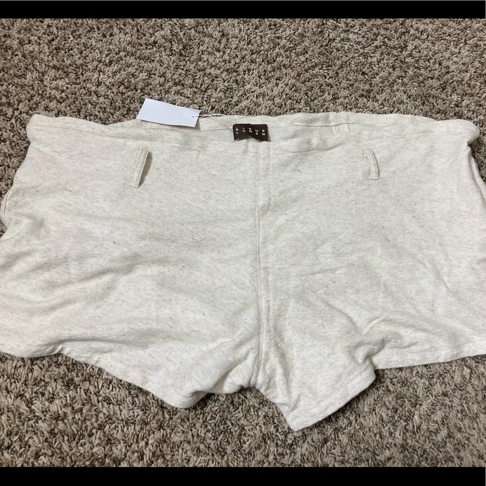 Albus Lumen Linen Shorts women - Picture 2 of 5